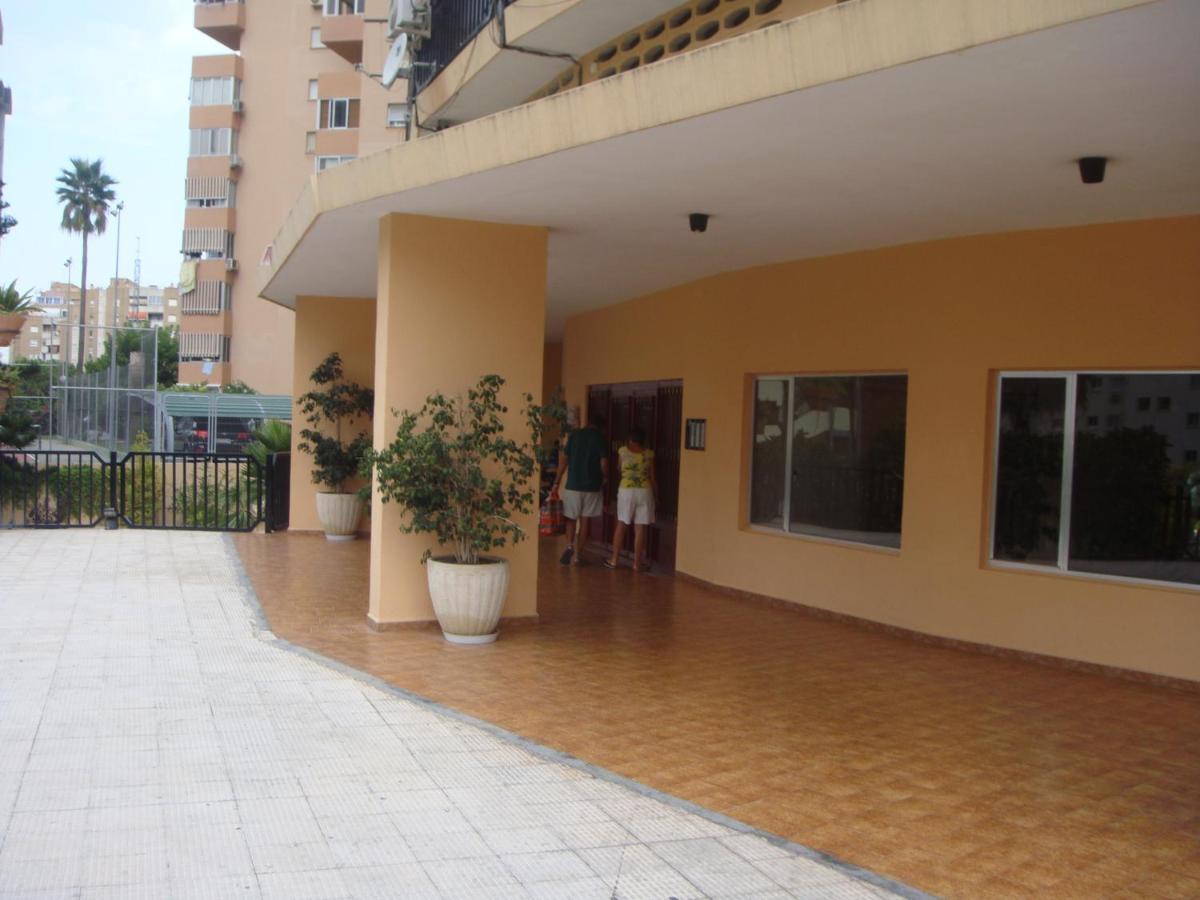 Acacias IV 15A Apartment Benidorm Luaran gambar